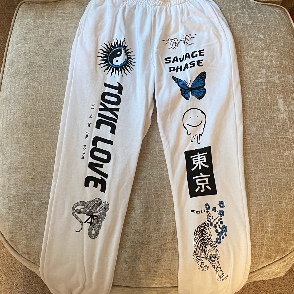 Adika TOXIC LOVE sweatpants